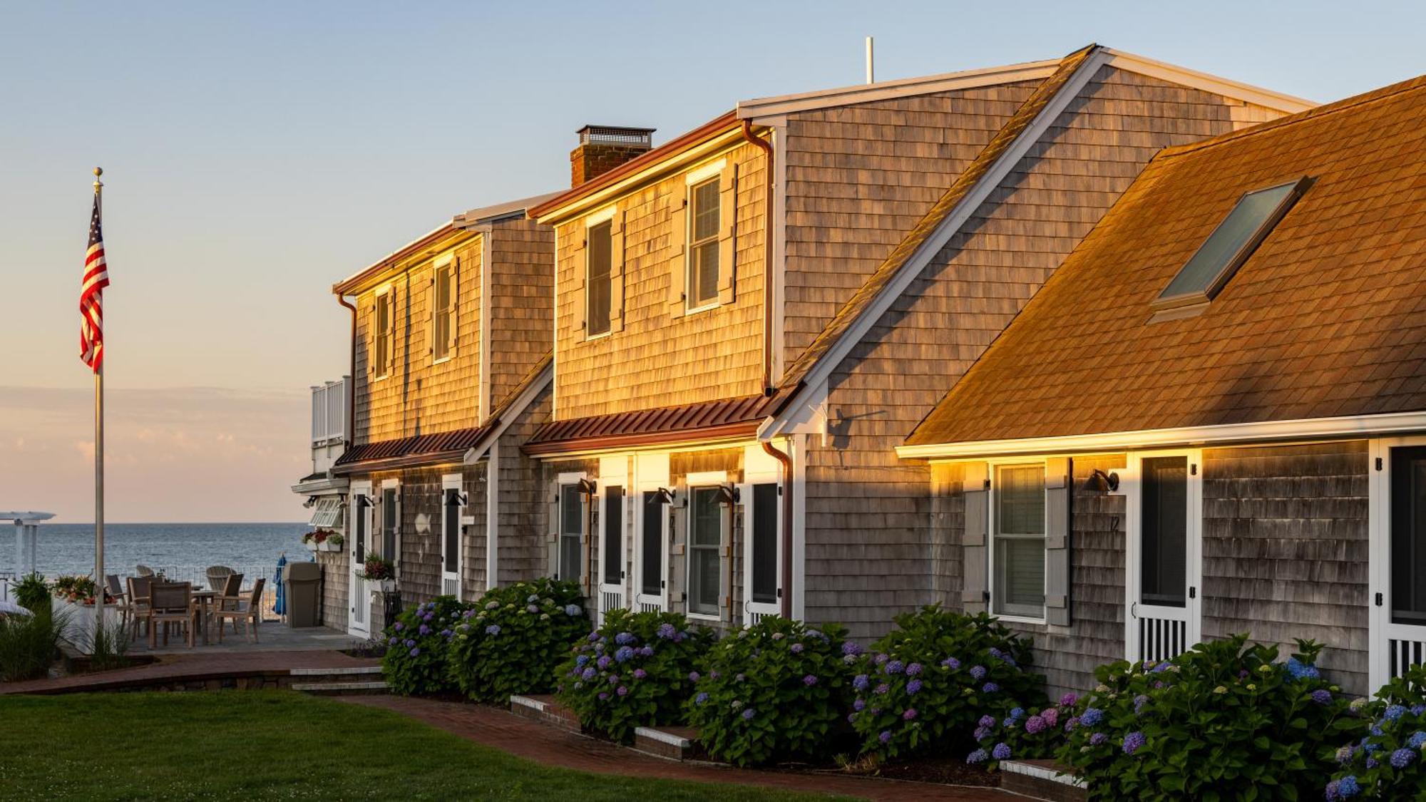 Inn On The Beach Harwich Port Exterior photo